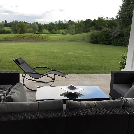 Front Row Golf Bogogno