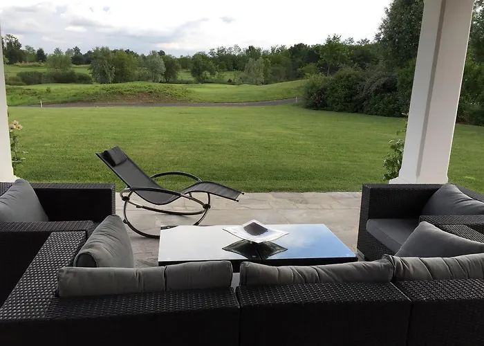 Front Row Golf 보고노